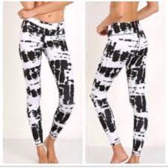 ALO Yoga Pants - ALO Yoga Tie Dye Leggings